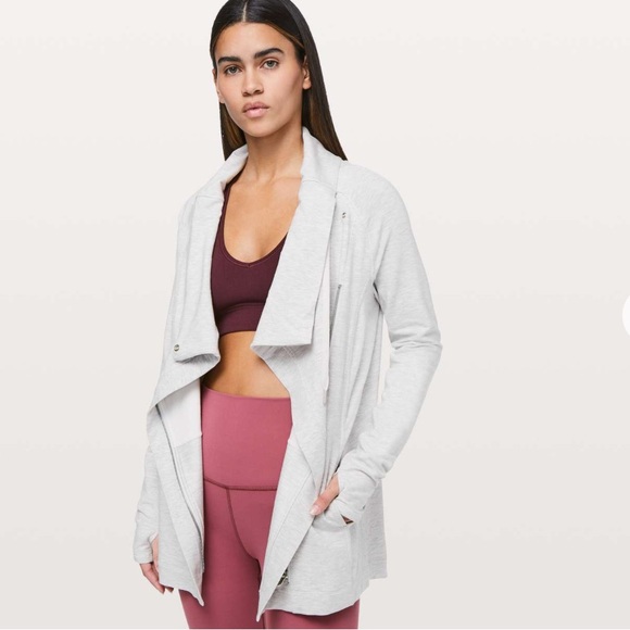 Lululemon Coast Easy Wrap Heathered Core Ultra Light Grey size 6 - Picture 5 of 16